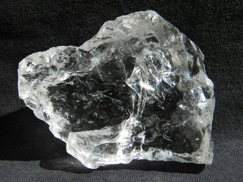 cesky-kristal-drahy-kamen-ucinky-vlastnosti
