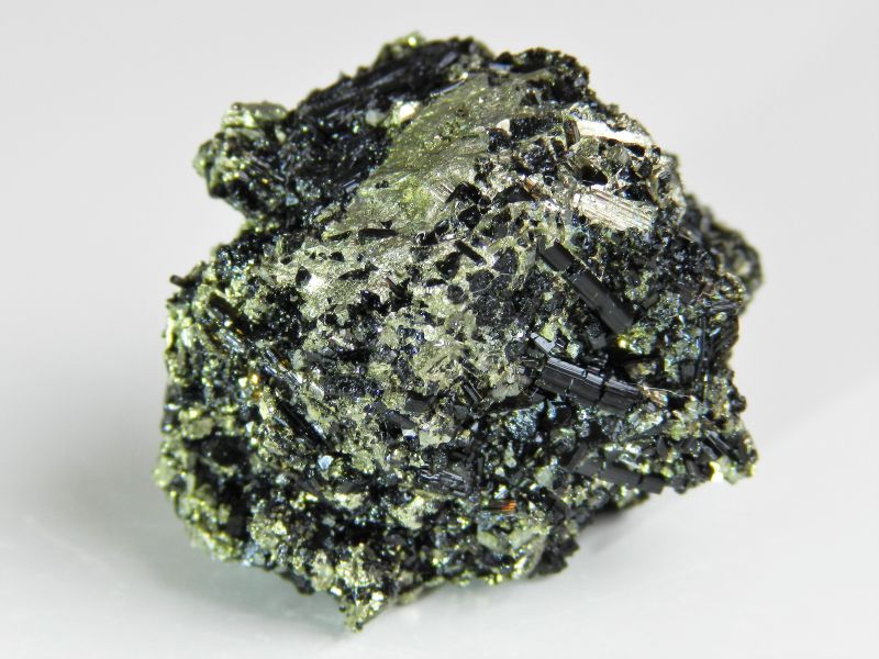 Minerál pyrit, nebo-li kočičí zlato - kámen z Vysočiny - přírodní nerost